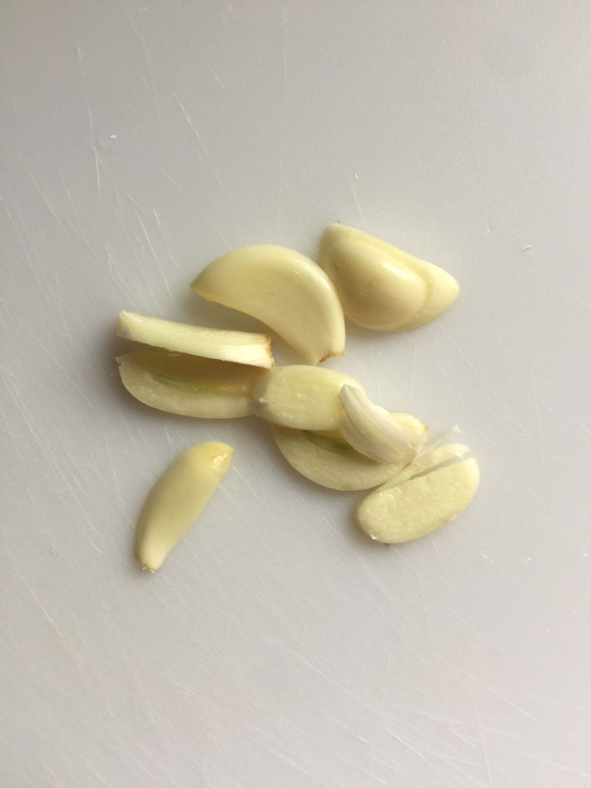 A close up view of garlic slides.